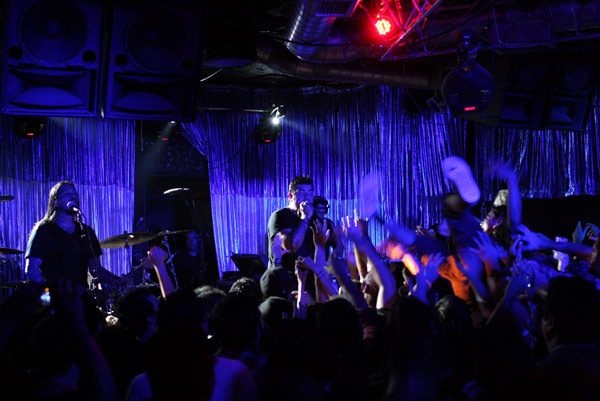 Чино Морено. Фото с выступления группы Deftones в Spaceland, Лос-Анджелес, Калифорния
