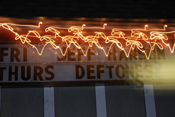 Фото с выступления группы Deftones в Spaceland, Лос-Анджелес, Калифорния