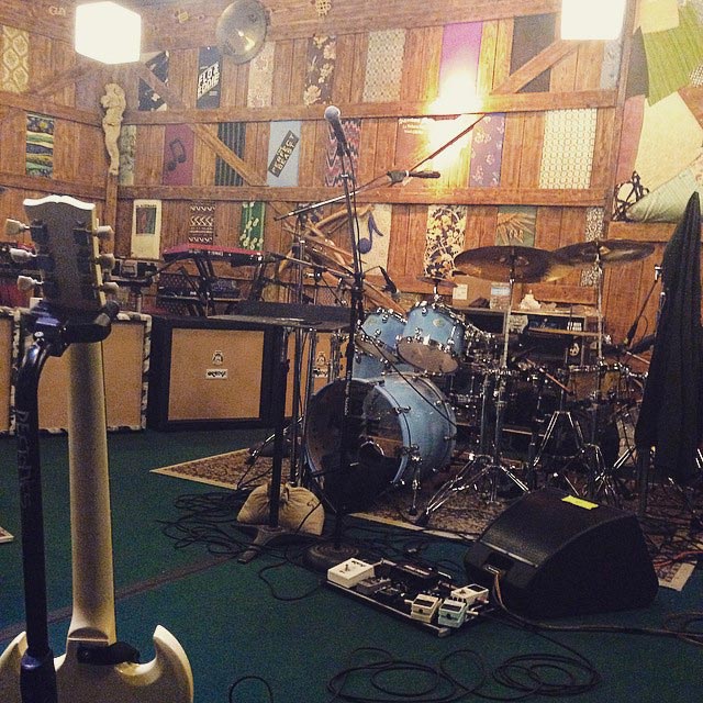 В студии группы Deftones