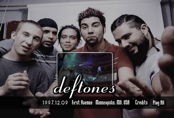Deftones 7 words. Deftones Live 1997. Группа Deftones 1997. Deftones 2000. Deftones Photography.