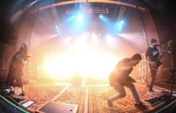 Выступление Deftones в клубе The Observatory, Santa Ana, California, USA (8 мая 2015 г.)