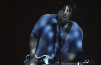 Видеозапись выступления группы Deftones 19 ноября 2003 года