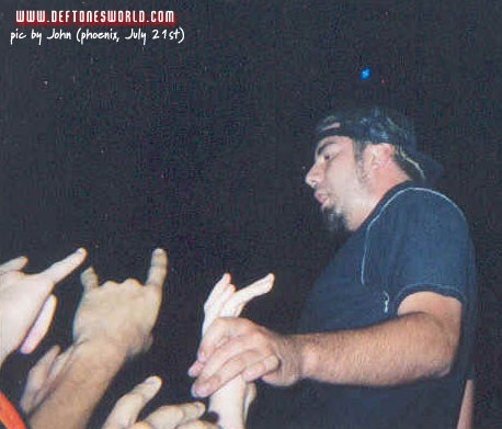 Deftones в Фениксе, Аризона, США, «Blockbuster Desert Sky Pavilion» (21 июля 2001 года)