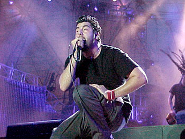 Deftones на фестивале «Rock In Rio» в Рио-де-Жанейро, Бразилия (21 января 2001 года)